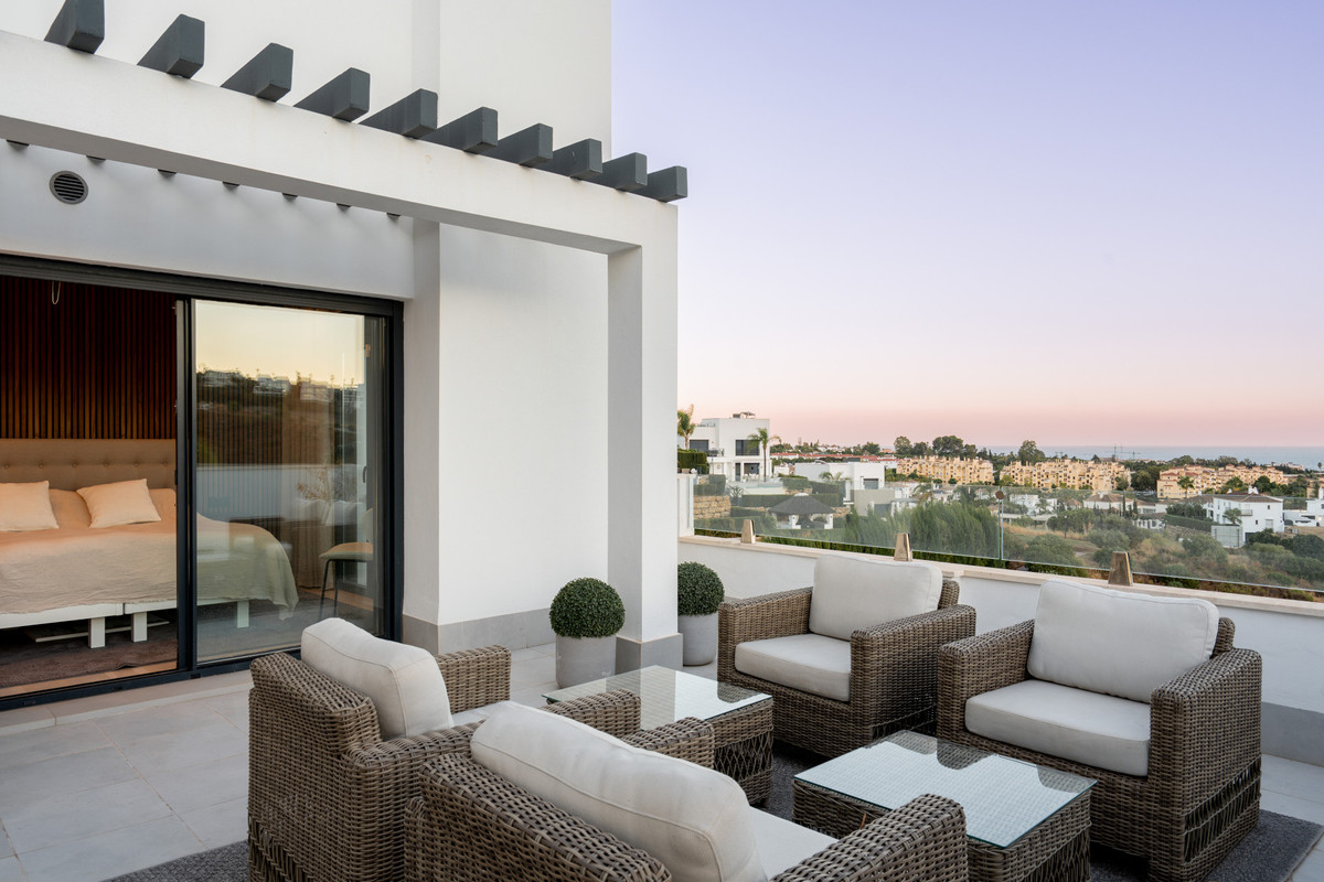 Huis te koop in Estepona | 4 slaapkamers H5486047