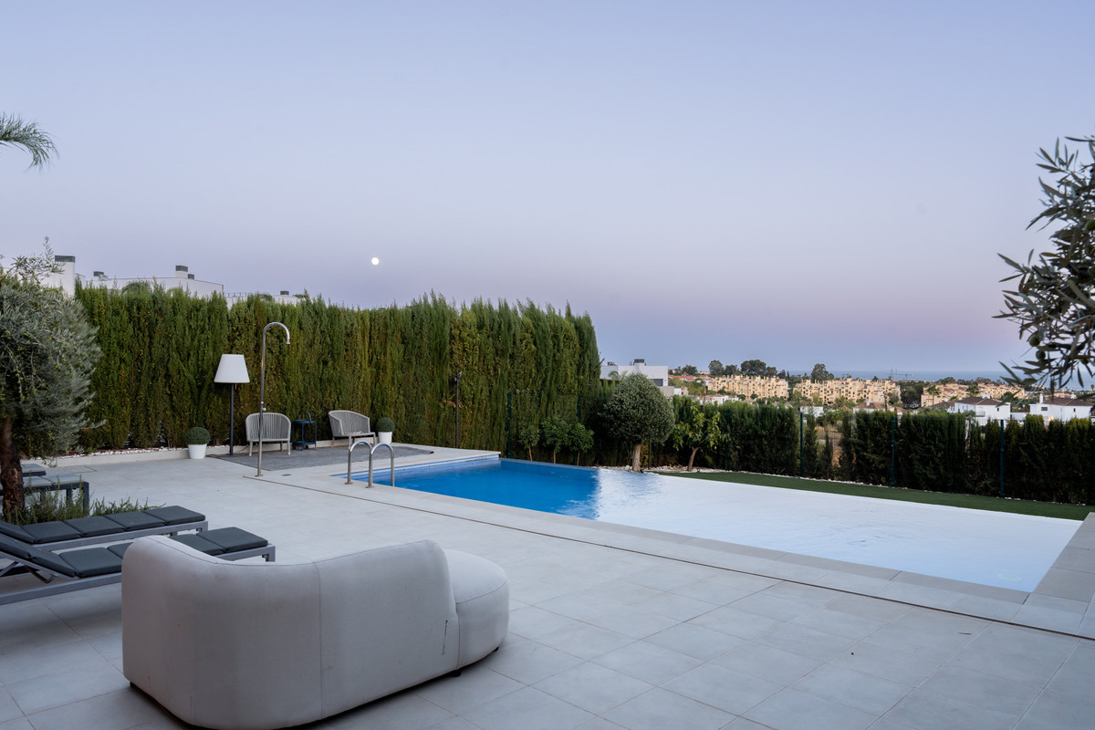 Huis te koop in Estepona | 4 slaapkamers H5486047