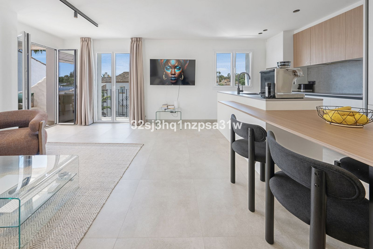 Huis te koop in Estepona | 2 slaapkamers H5486653