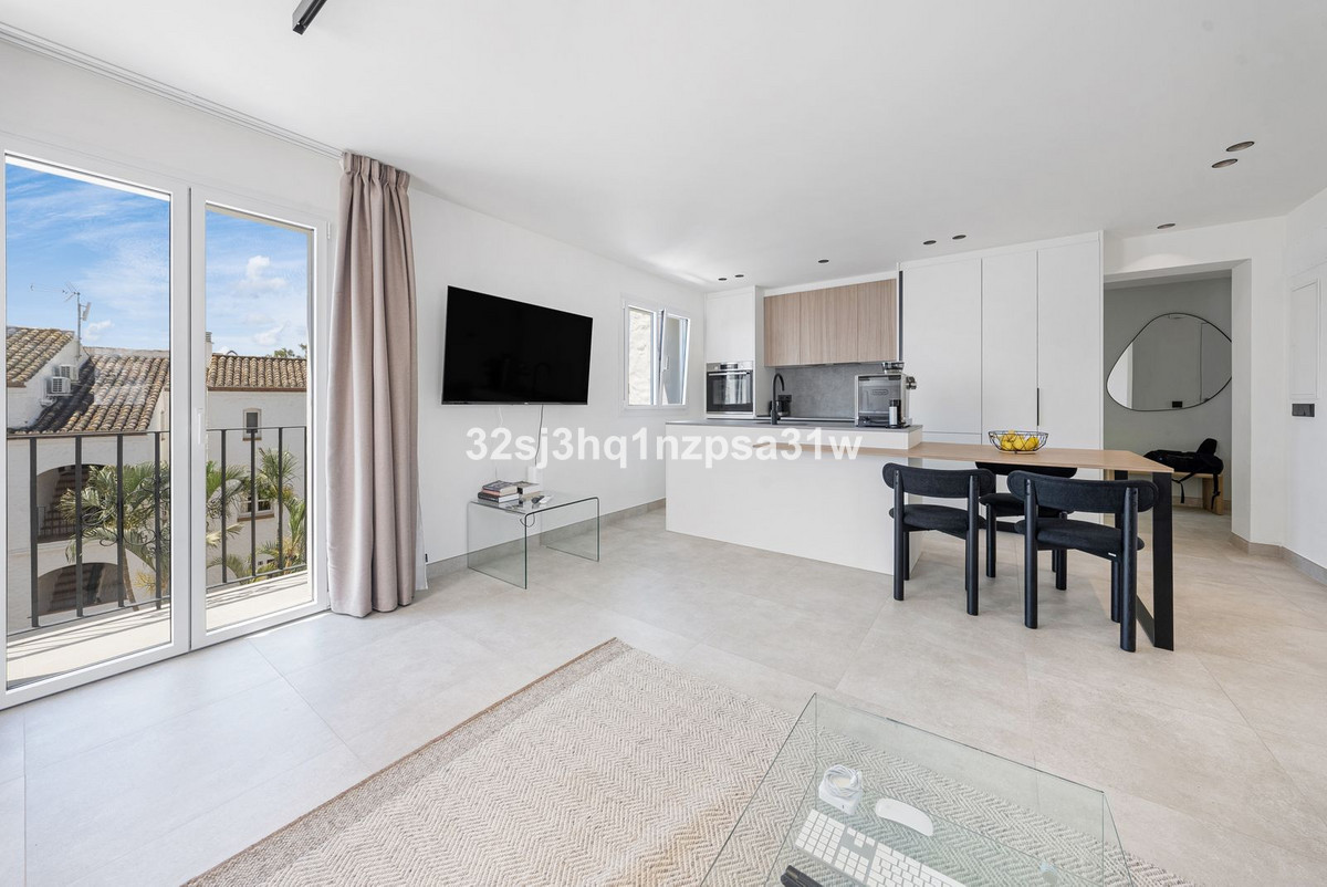 Huis te koop in Estepona | 2 slaapkamers H5486653