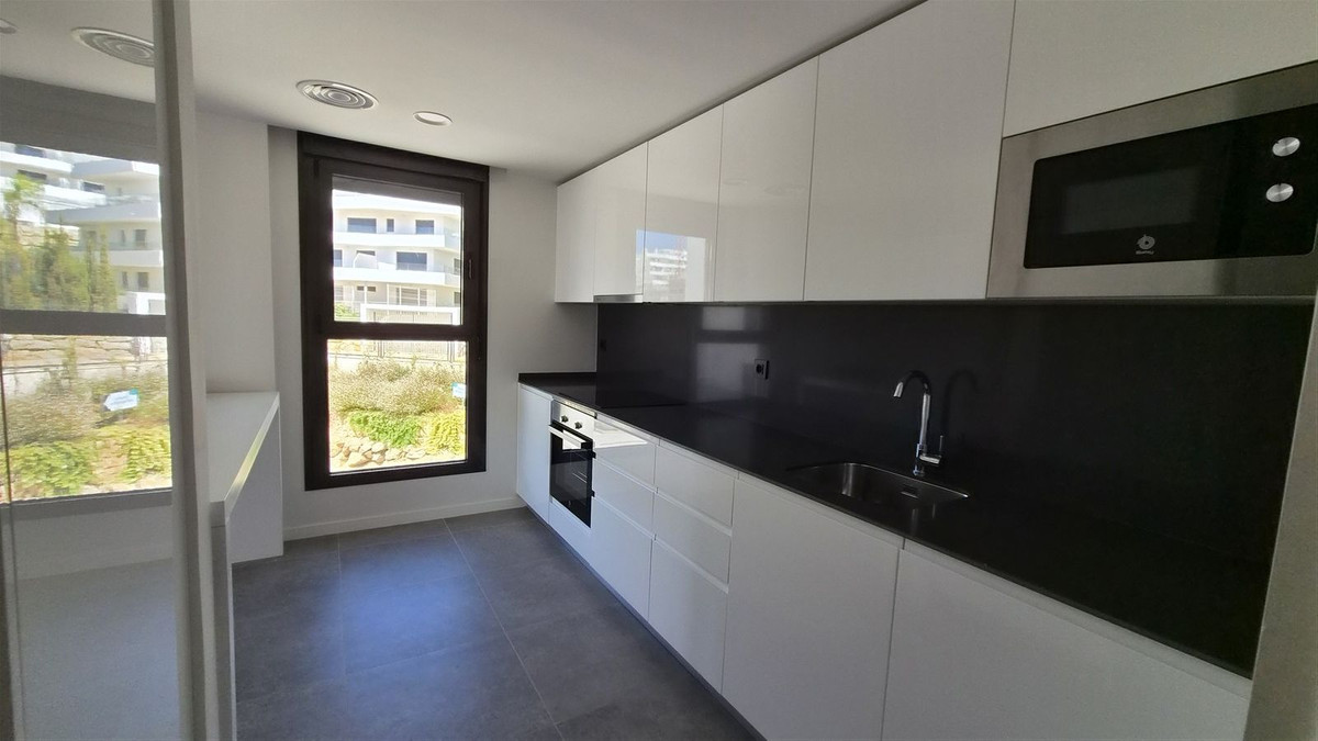 Appartement te koop in Estepona | 2 slaapkamers H5487493