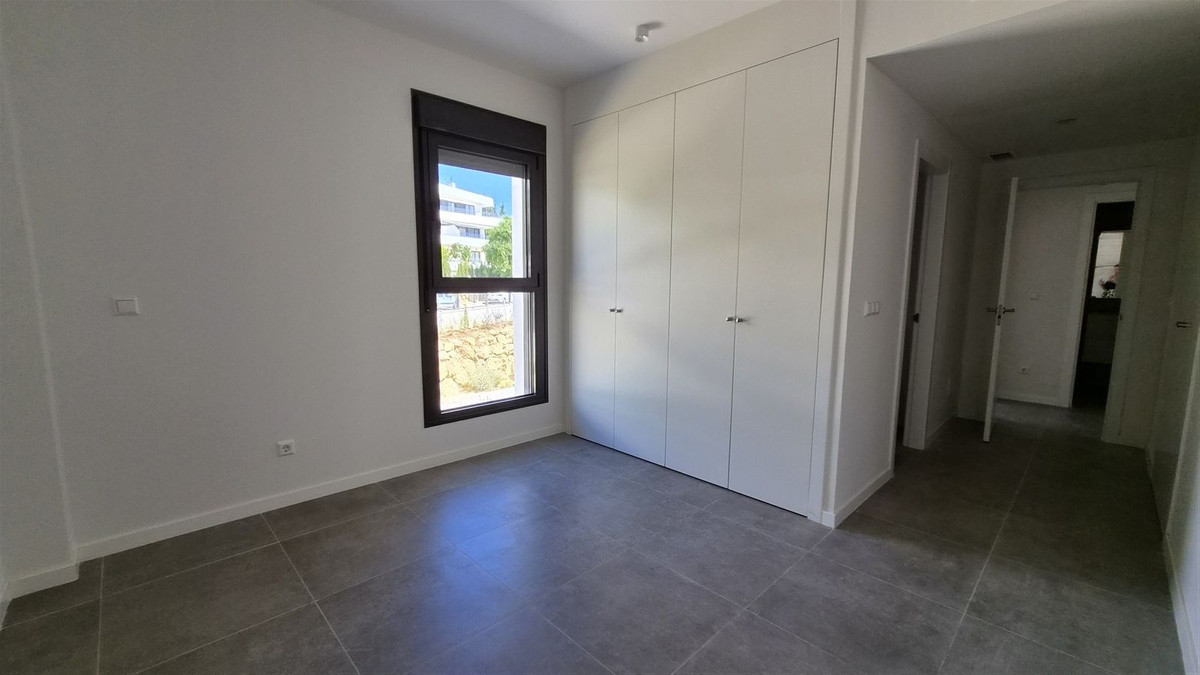 Appartement te koop in Estepona | 2 slaapkamers H5487493