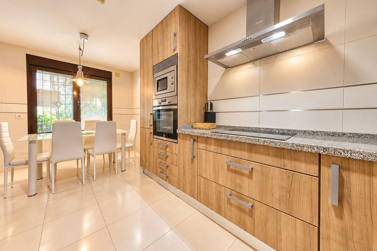 Huis te koop in Estepona | 3 slaapkamers H5488444