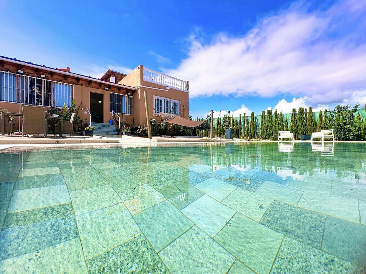 Huis te koop in Estepona | 3 slaapkamers H5489107