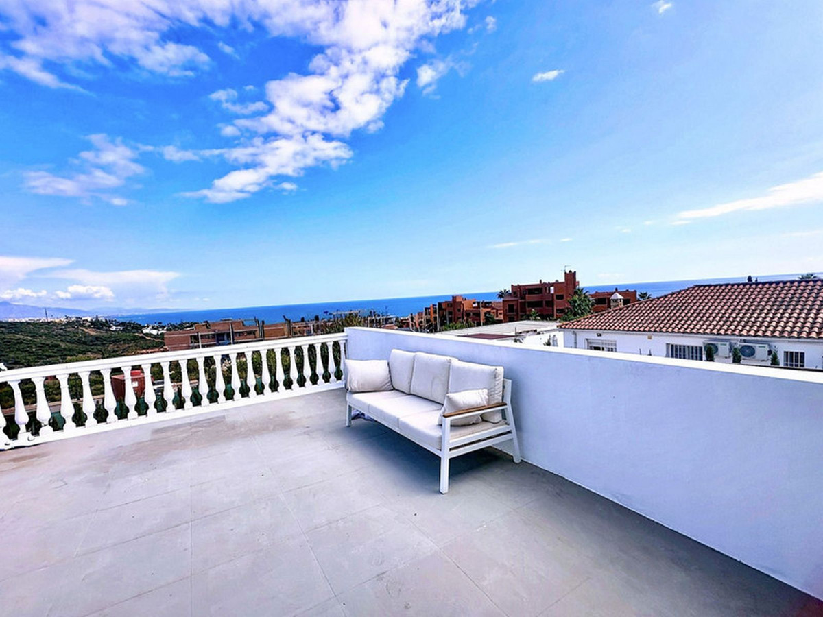 Huis te koop in Estepona | 3 slaapkamers H5489107