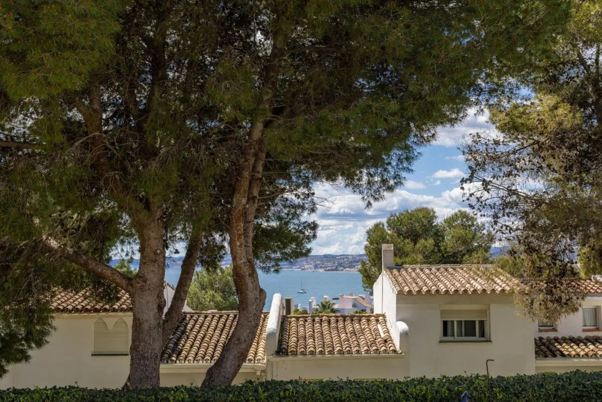 Huis te koop in Estepona | 1 slaapkamers H5490001