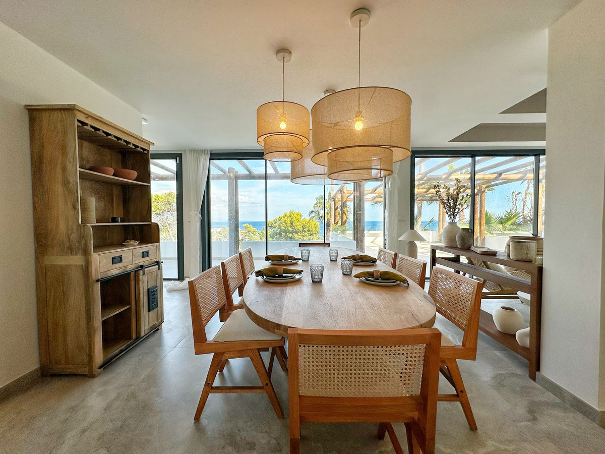 Huis te koop in Estepona | 4 slaapkamers H5490154