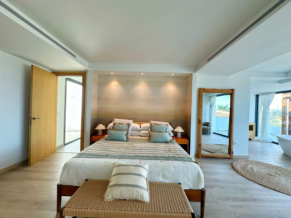 Huis te koop in Estepona | 4 slaapkamers H5490154