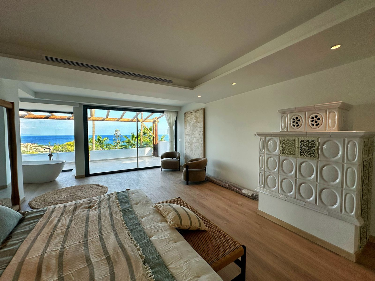 Huis te koop in Estepona | 4 slaapkamers H5490154