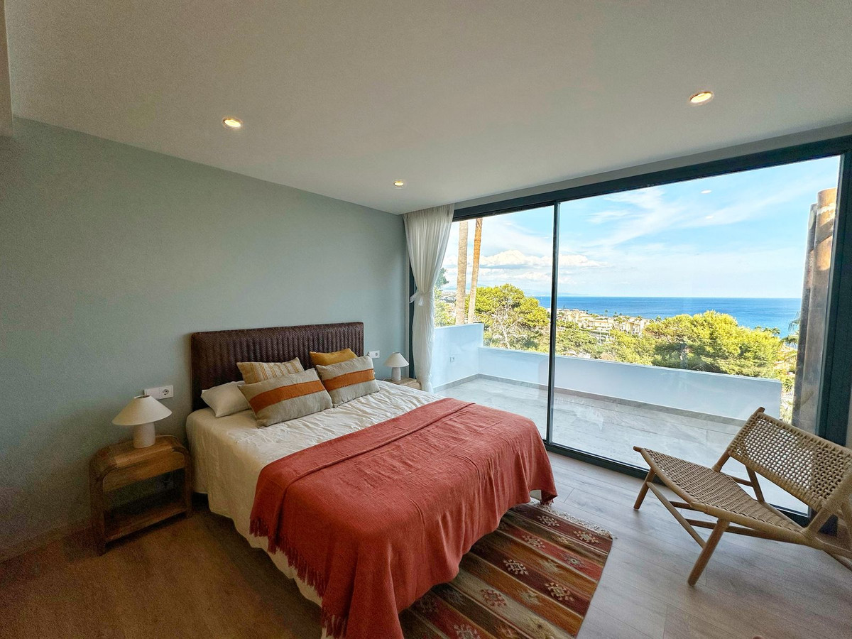 Huis te koop in Estepona | 4 slaapkamers H5490154