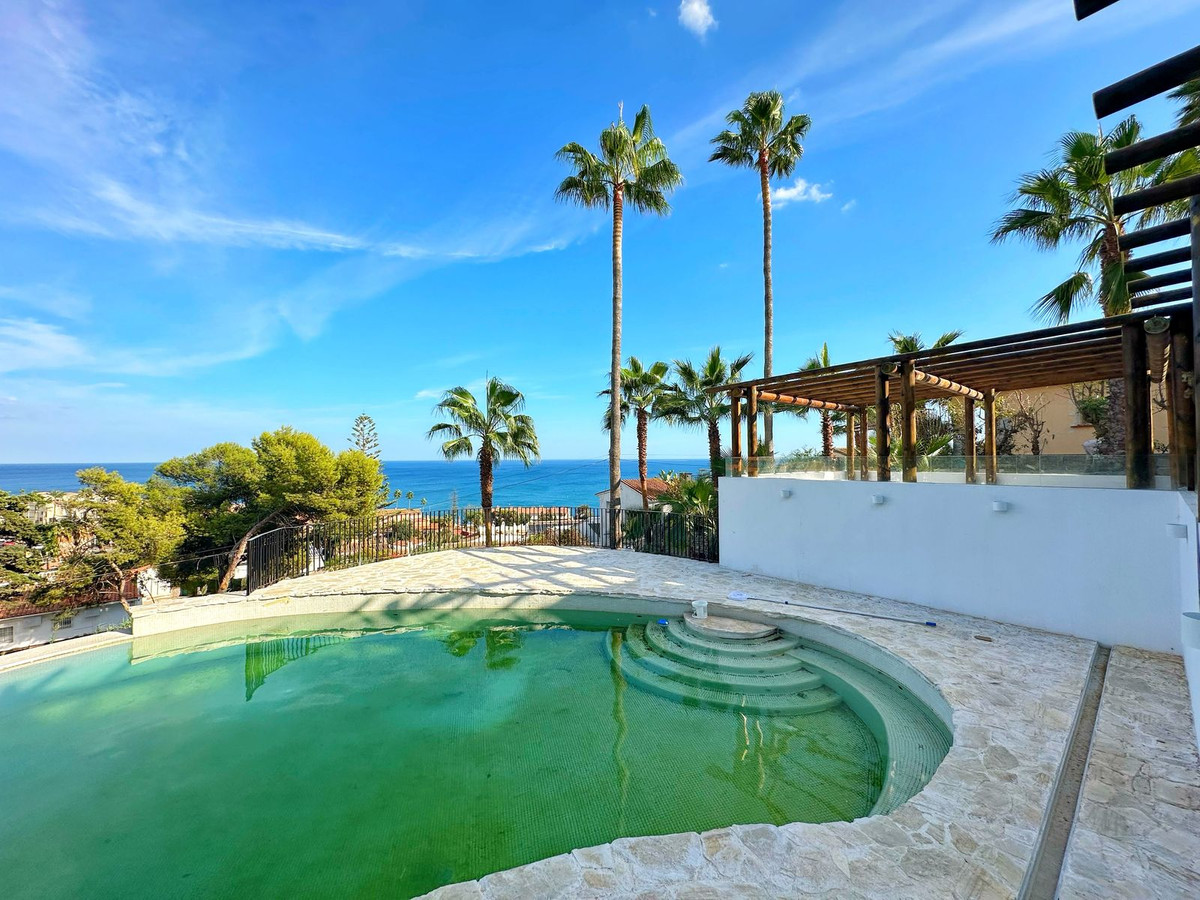 Huis te koop in Estepona | 4 slaapkamers H5490154