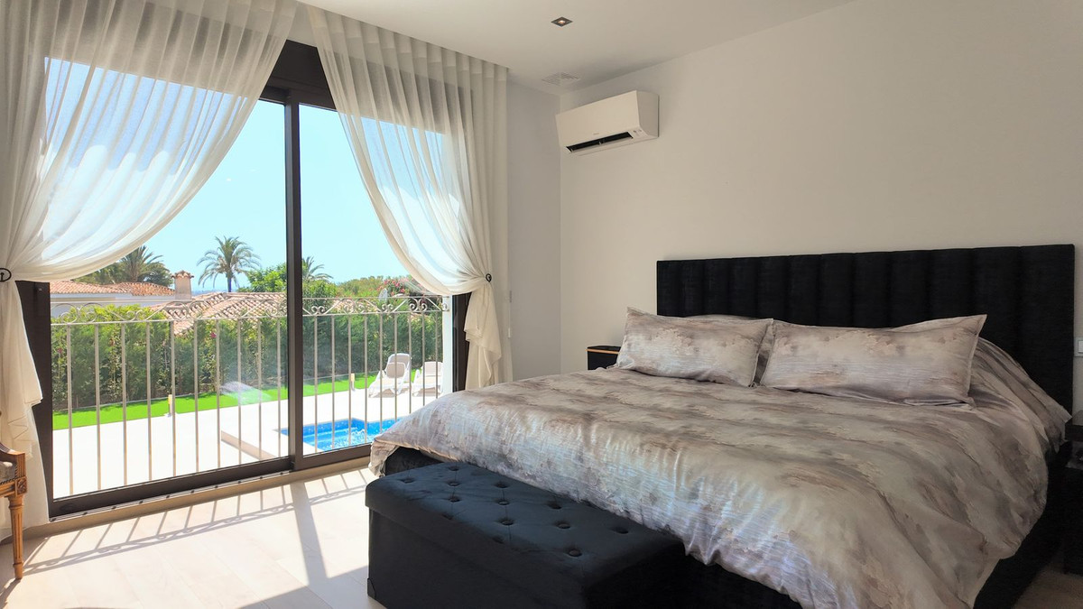 Huis te koop in Estepona | 5 slaapkamers H5491222