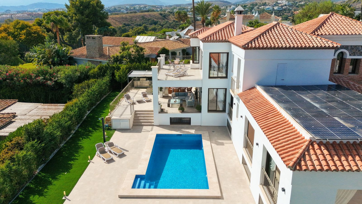 Huis te koop in Estepona | 5 slaapkamers H5491222