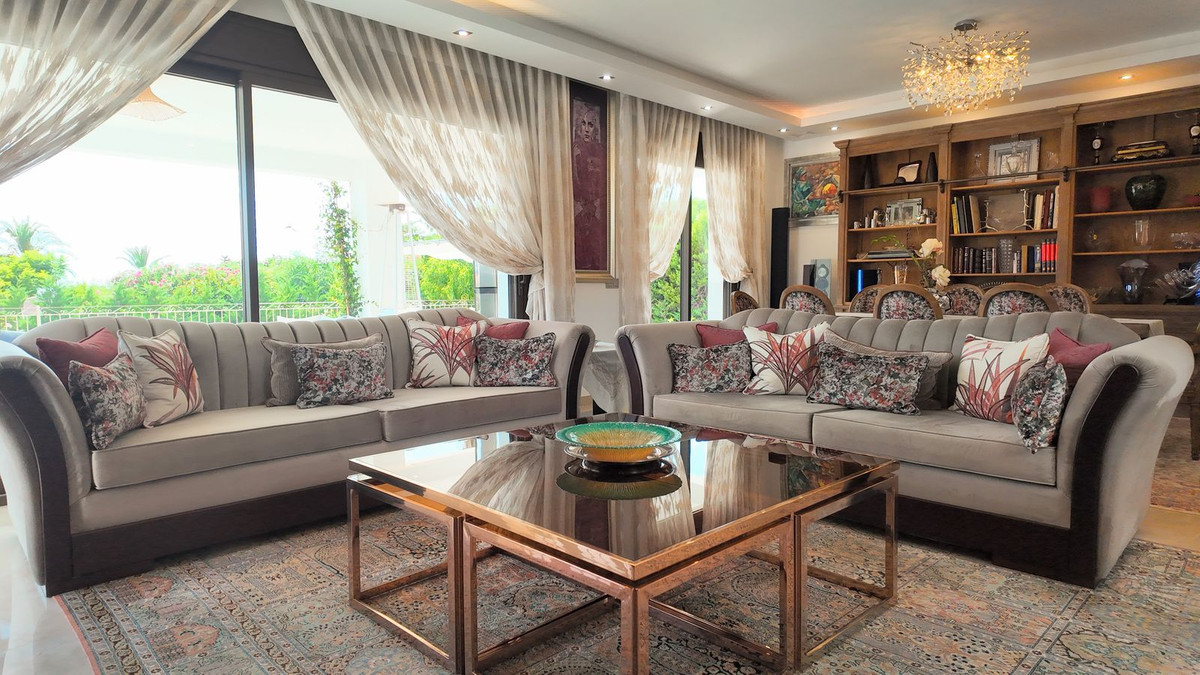 Huis te koop in Estepona | 5 slaapkamers H5491222