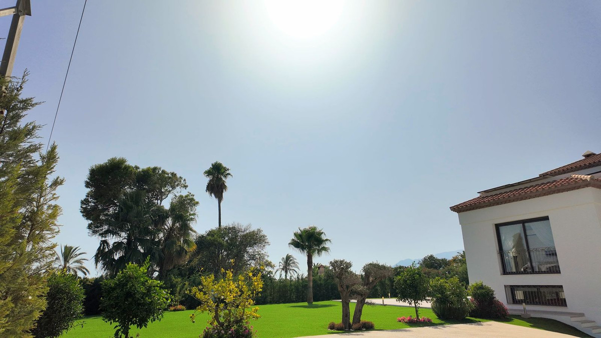Huis te koop in Estepona | 5 slaapkamers H5491222