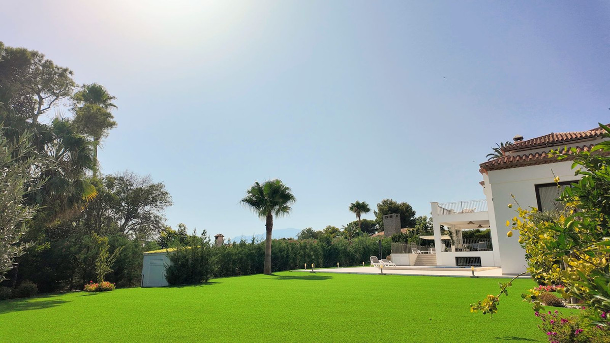 Huis te koop in Estepona | 5 slaapkamers H5491222