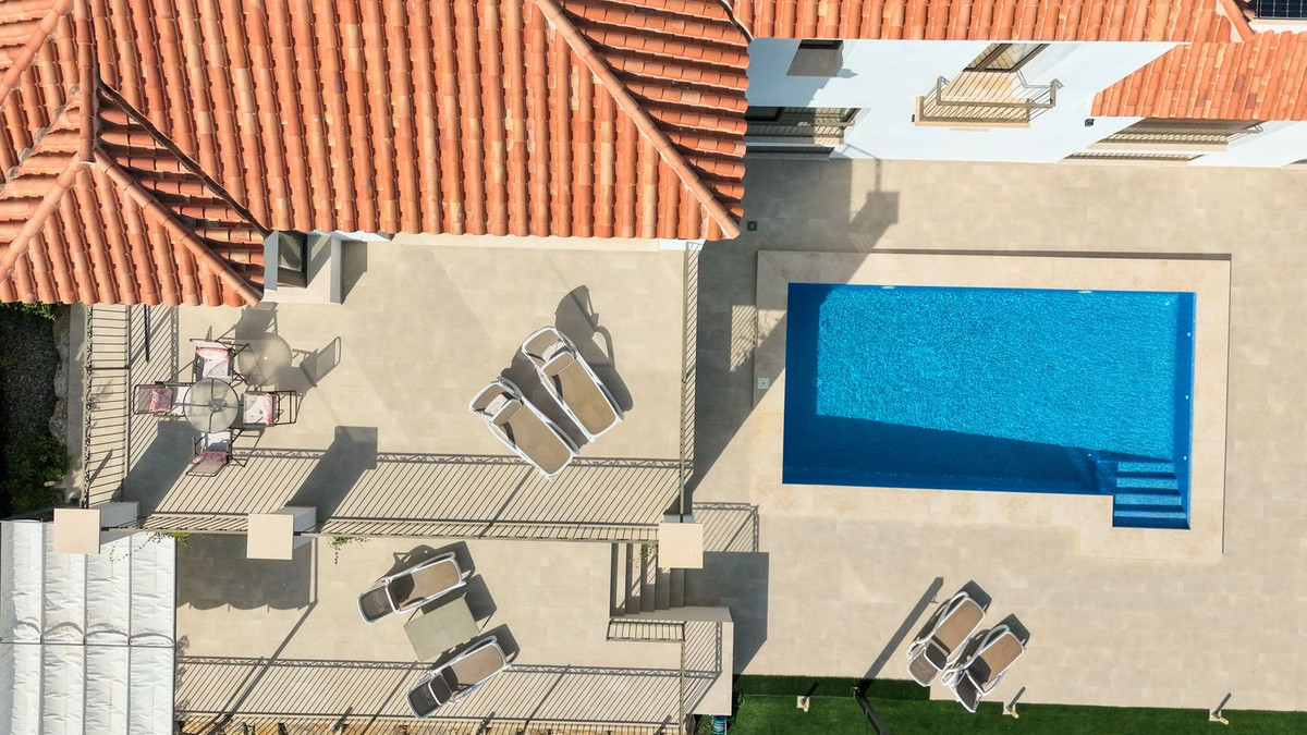 Huis te koop in Estepona | 5 slaapkamers H5491222