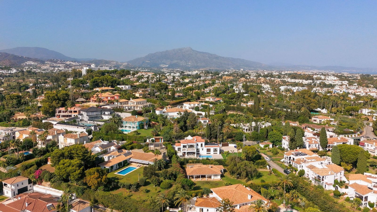 Huis te koop in Estepona | 5 slaapkamers H5491222