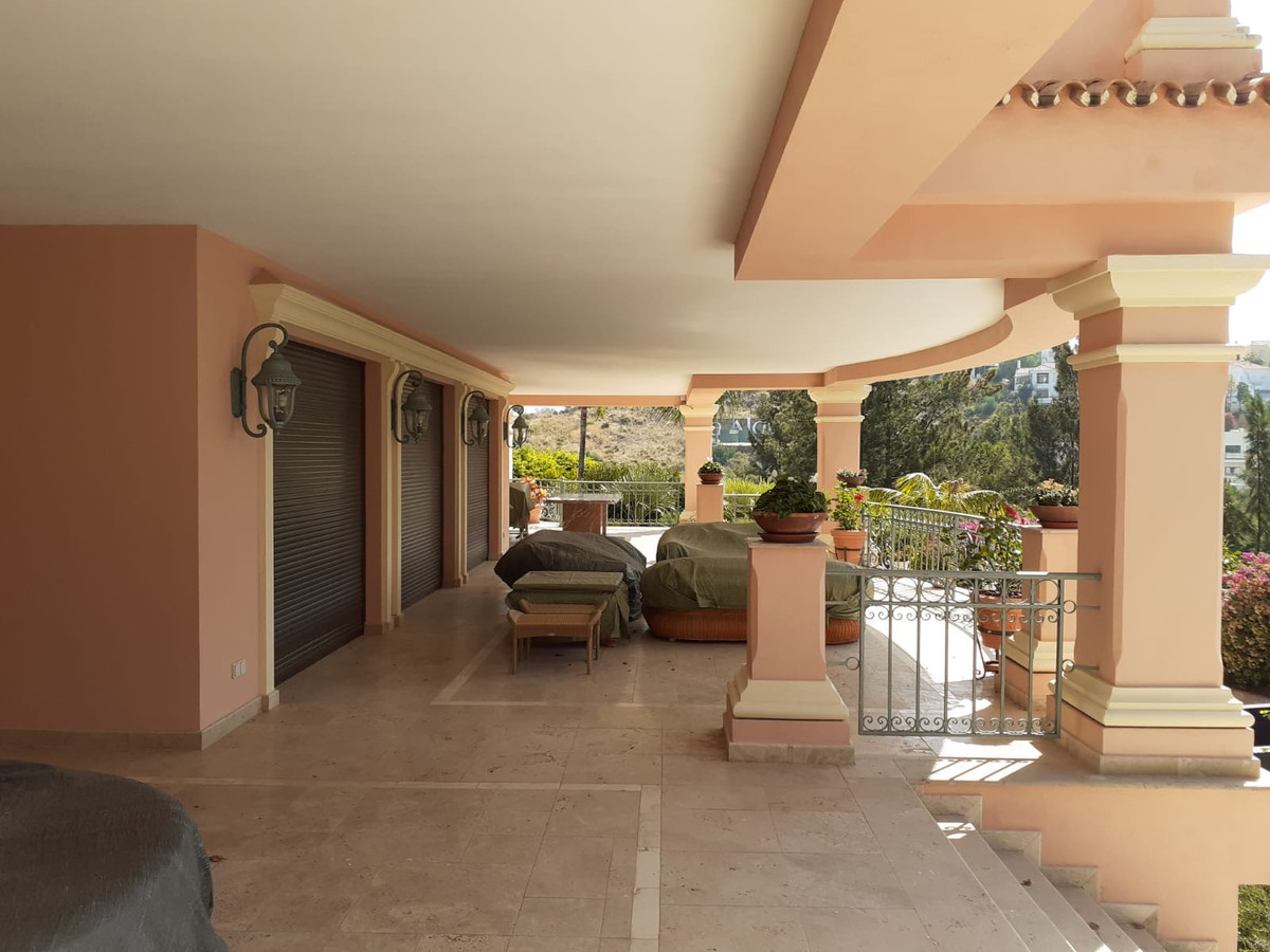 Huis te koop in Estepona | 4 slaapkamers H5492191