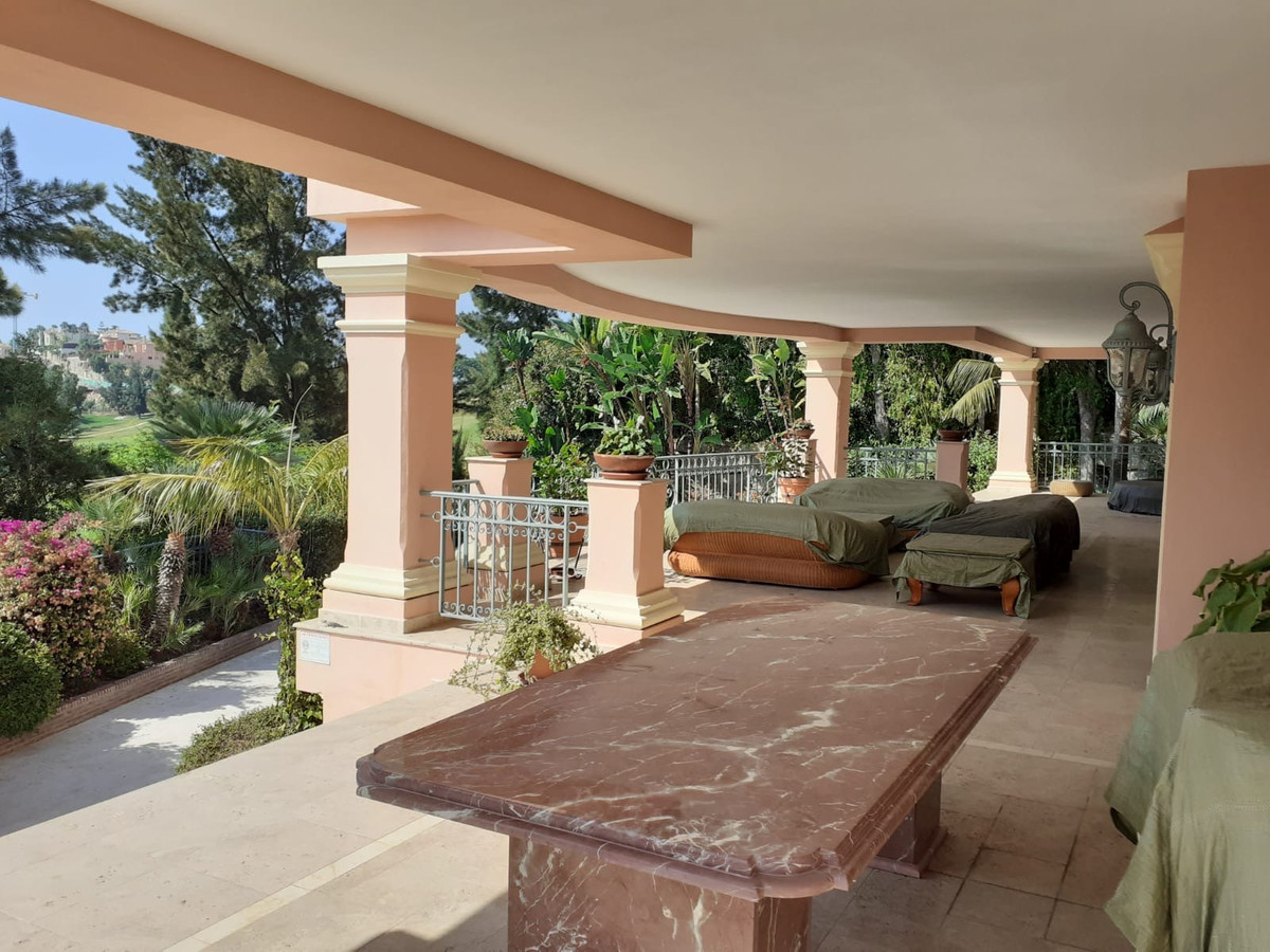 Huis te koop in Estepona | 4 slaapkamers H5492191