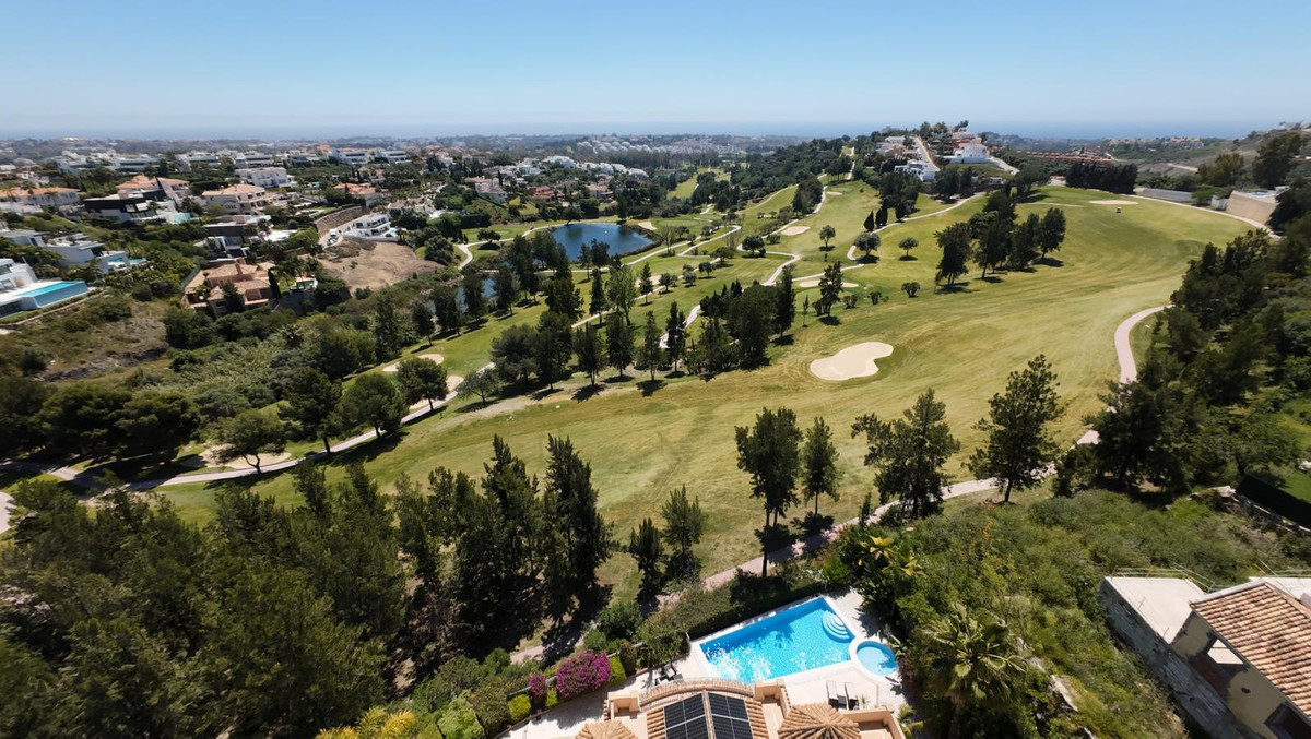 Huis te koop in Estepona | 4 slaapkamers H5492191
