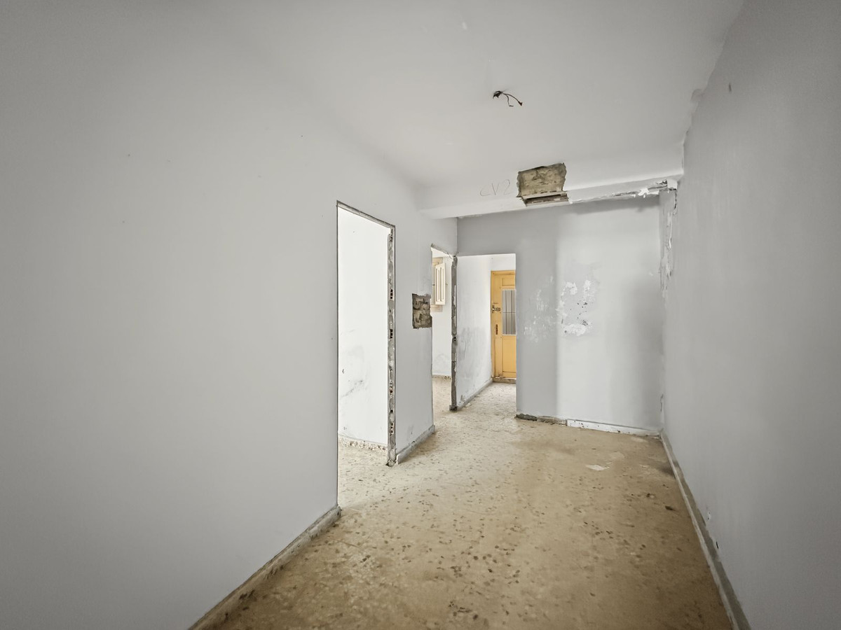 Huis te koop in Estepona | 8 slaapkamers H5492617