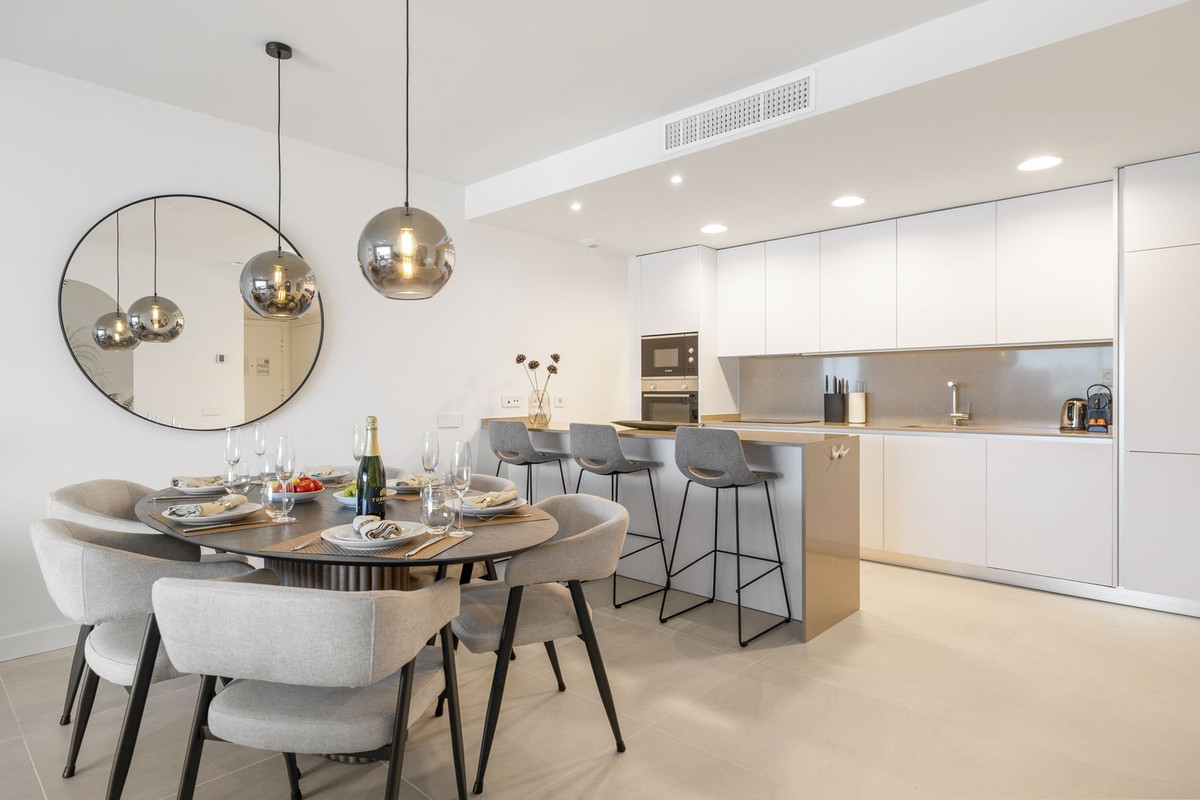 Huis te koop in Estepona | 2 slaapkamers H5494015
