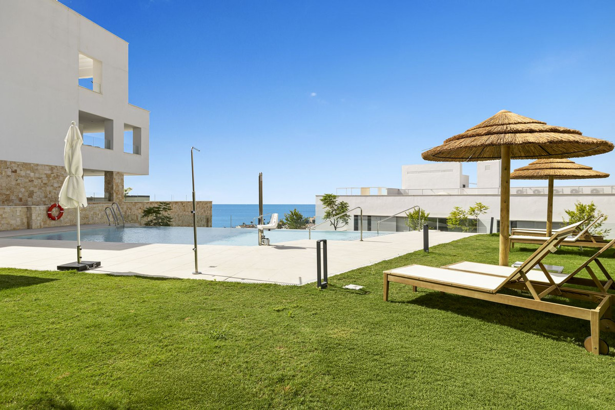 Huis te koop in Estepona | 2 slaapkamers H5494015