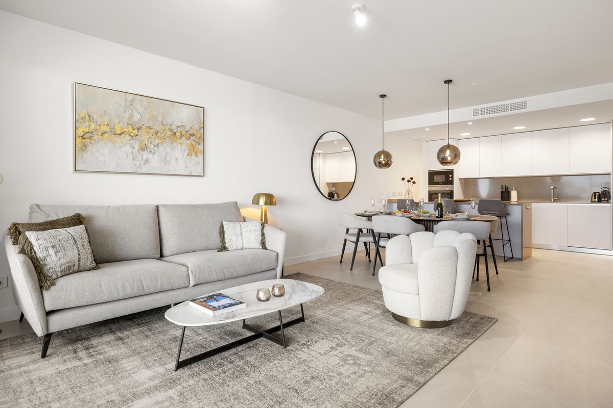 Huis te koop in Estepona | 2 slaapkamers H5494015