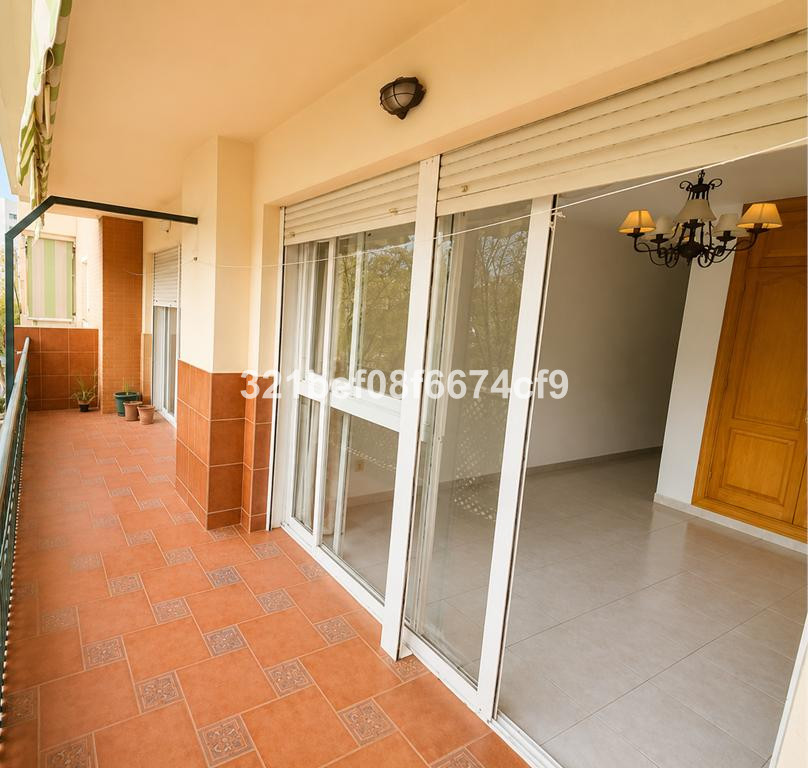 Huis te koop in Estepona | 4 slaapkamers H5494075
