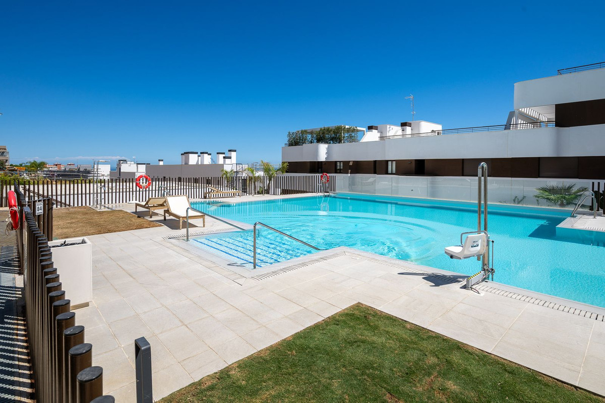 Huis te koop in Estepona | 3 slaapkamers H5494417