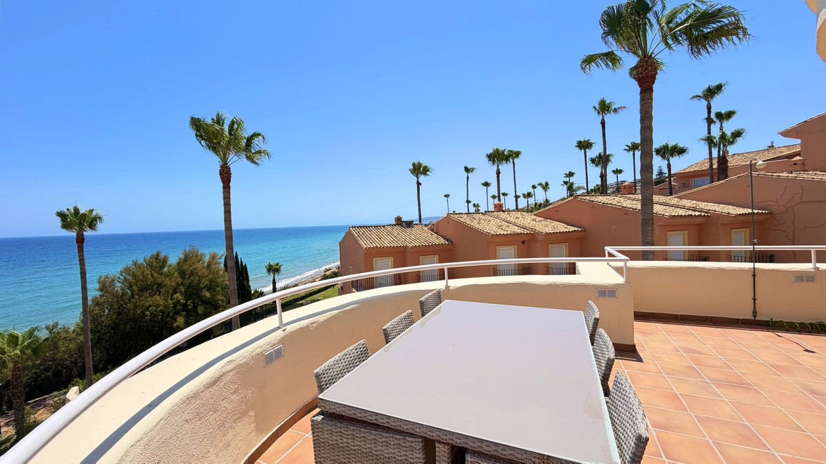 Penthouse te koop in Estepona | 3 slaapkamers H5495011