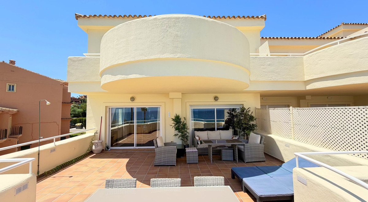 Penthouse te koop in Estepona | 3 slaapkamers H5495011