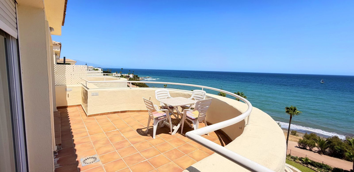 Penthouse te koop in Estepona | 3 slaapkamers H5495011