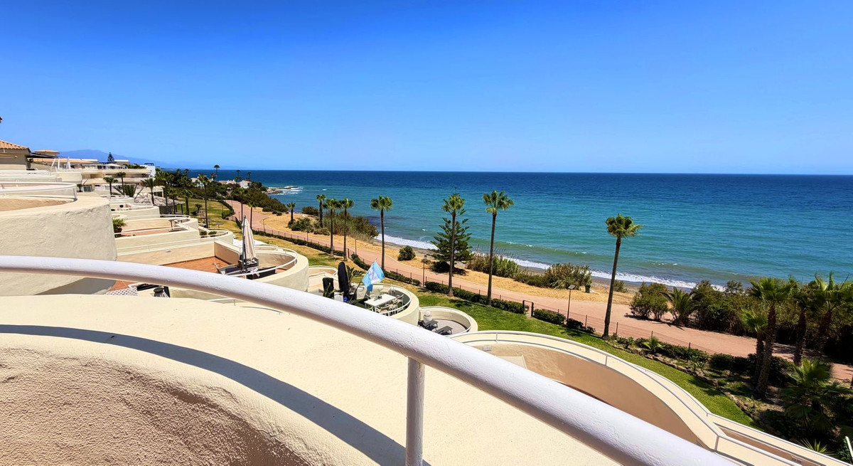 Penthouse te koop in Estepona | 3 slaapkamers H5495011