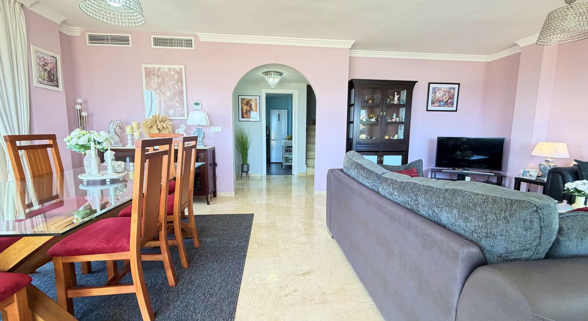 Penthouse te koop in Estepona | 3 slaapkamers H5495011