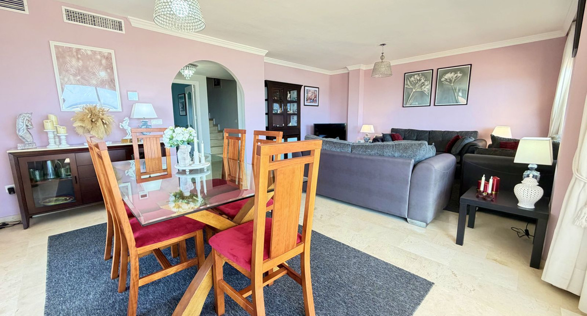 Penthouse te koop in Estepona | 3 slaapkamers H5495011