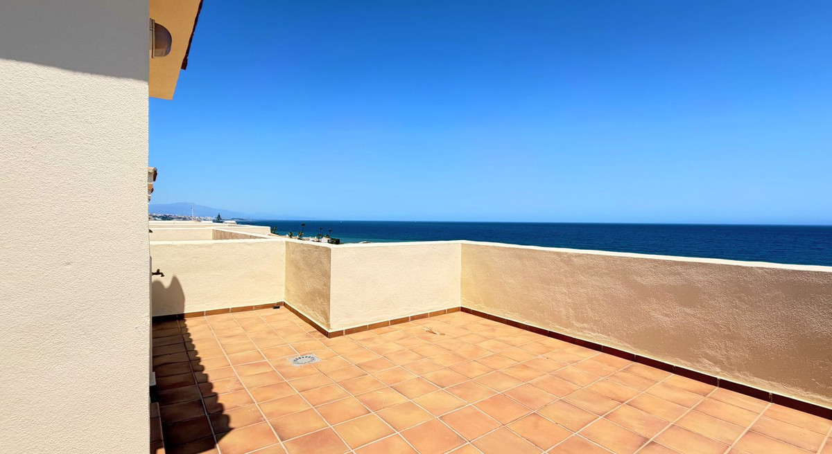 Penthouse te koop in Estepona | 3 slaapkamers H5495011
