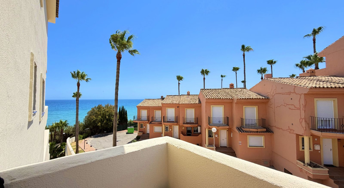 Penthouse te koop in Estepona | 3 slaapkamers H5495011