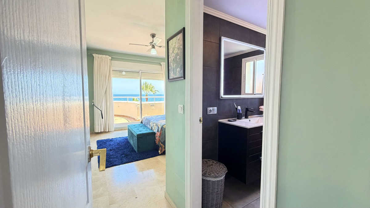 Penthouse te koop in Estepona | 3 slaapkamers H5495011