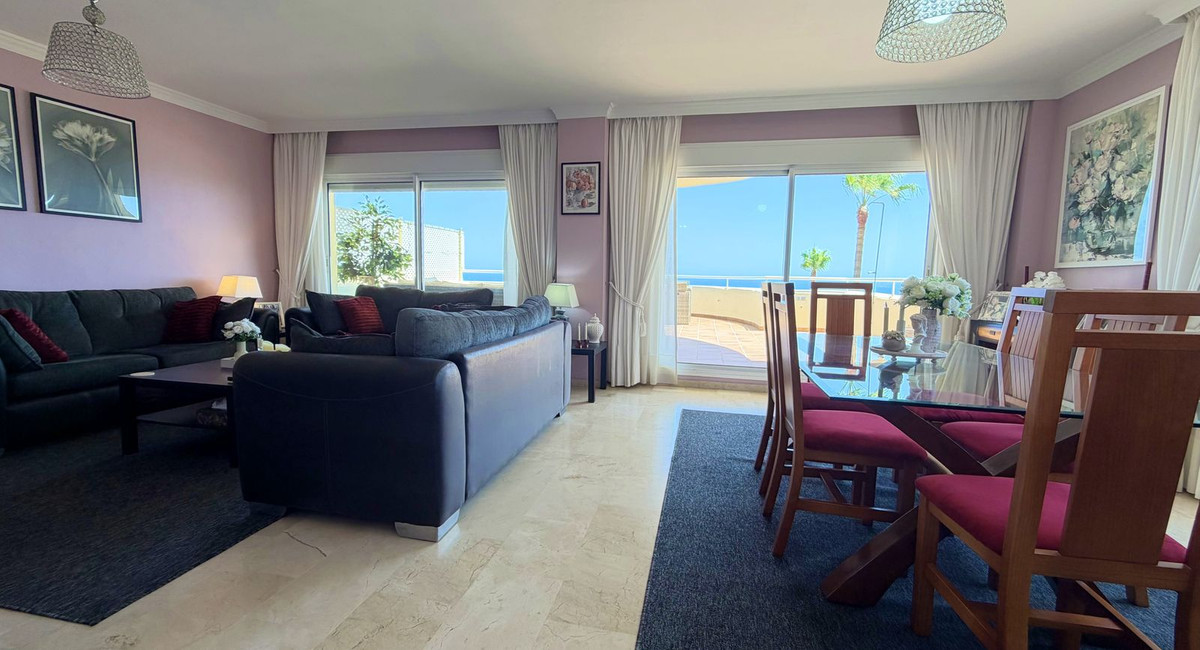 Penthouse te koop in Estepona | 3 slaapkamers H5495011