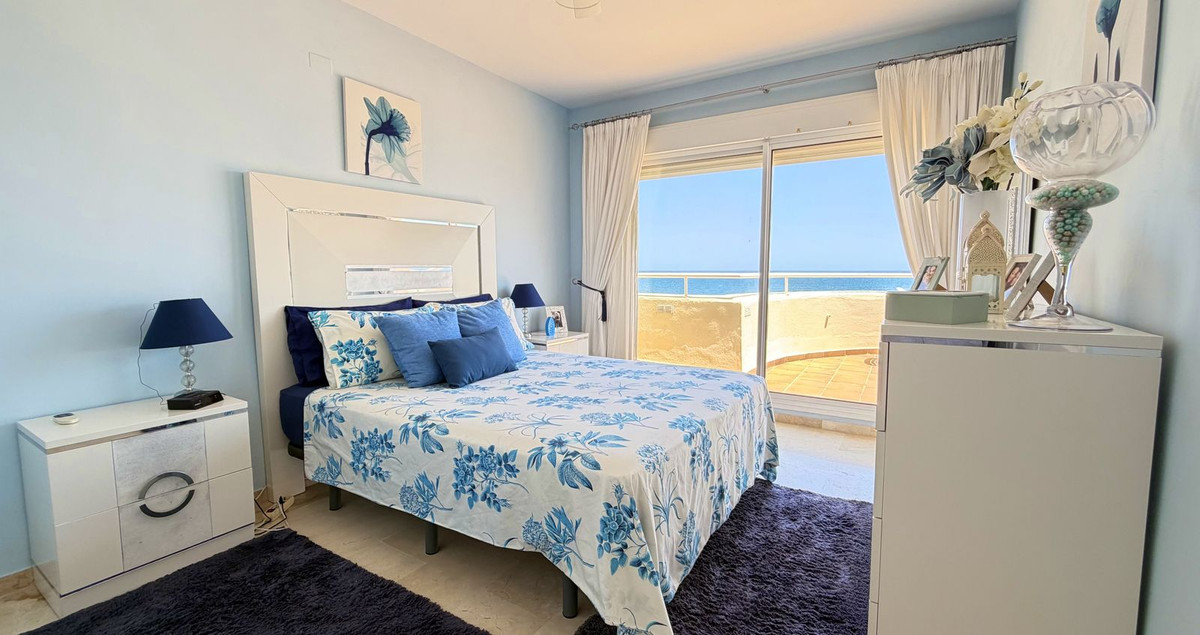 Penthouse te koop in Estepona | 3 slaapkamers H5495011