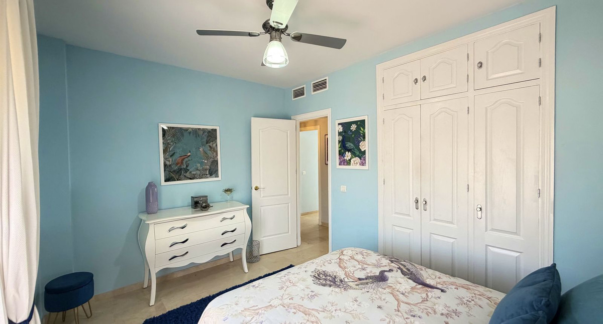 Penthouse te koop in Estepona | 3 slaapkamers H5495011