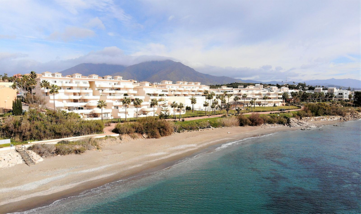 Penthouse te koop in Estepona | 3 slaapkamers H5495011