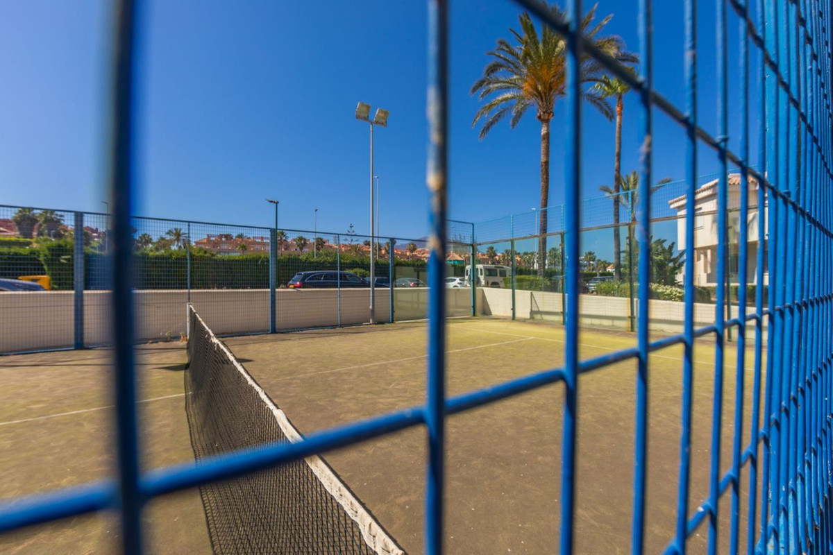 Penthouse te koop in Estepona | 3 slaapkamers H5495011