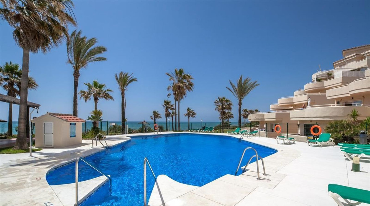 Penthouse te koop in Estepona | 3 slaapkamers H5495011