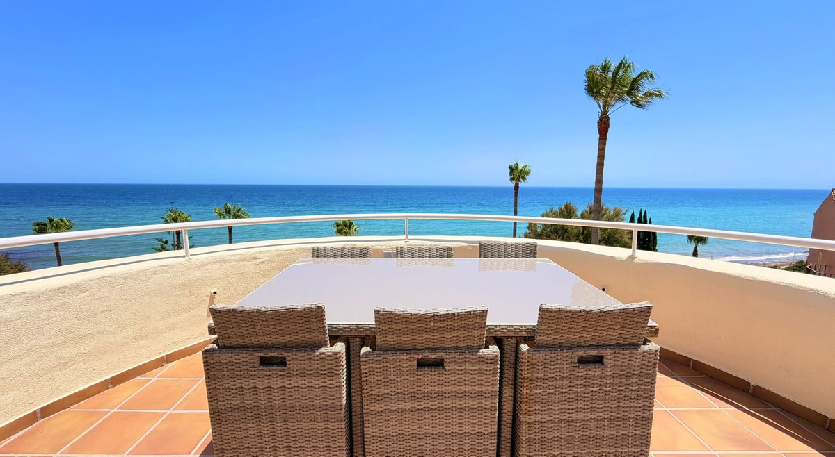 Penthouse te koop in Estepona | 3 slaapkamers H5495011