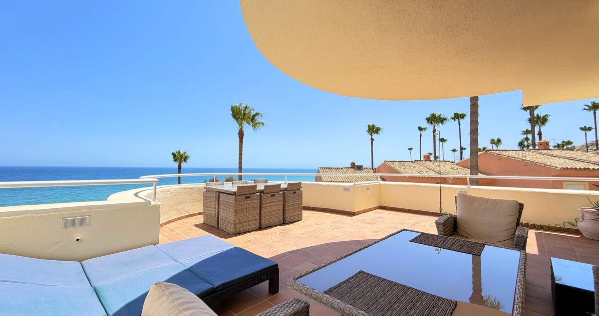 Penthouse te koop in Estepona | 3 slaapkamers H5495011