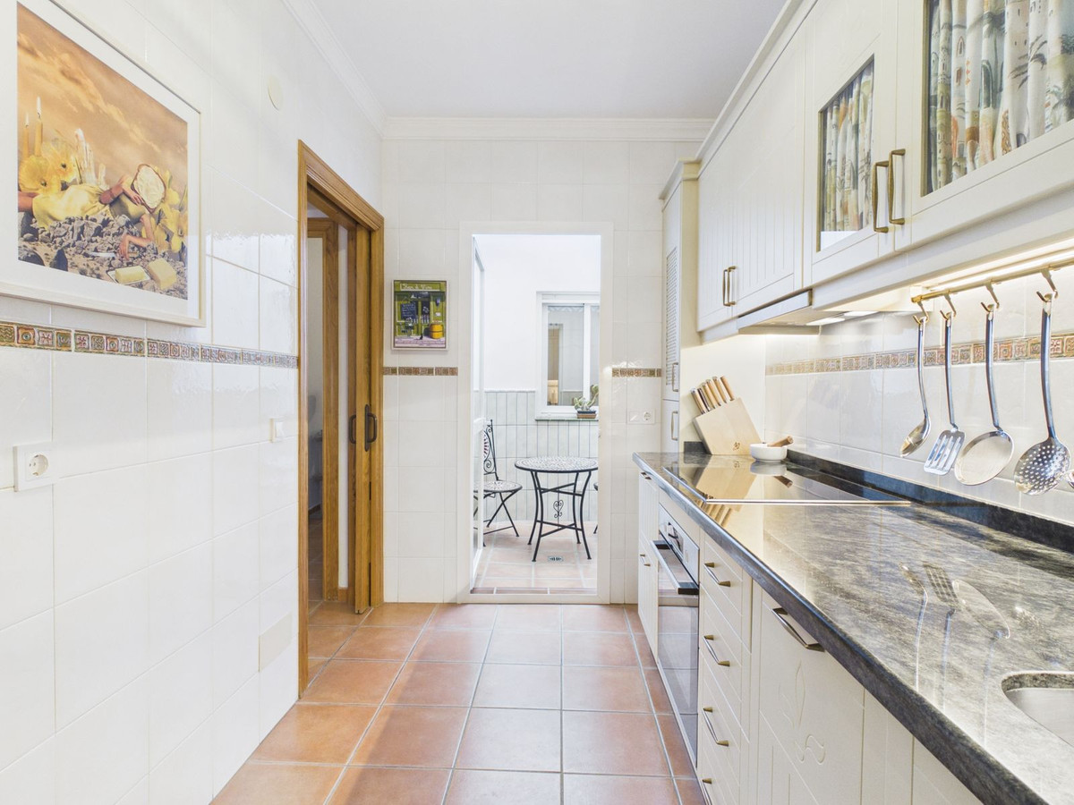 Huis te koop in Estepona | 3 slaapkamers H5496115