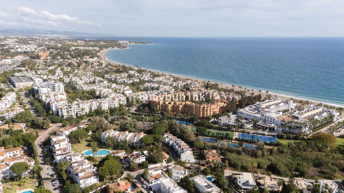 Huis te koop in Estepona | 3 slaapkamers H5498017